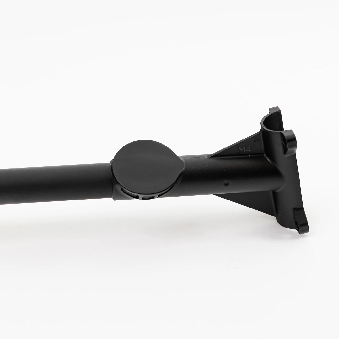 Landing Gear Crossbeam - Rear 7106 (T100)