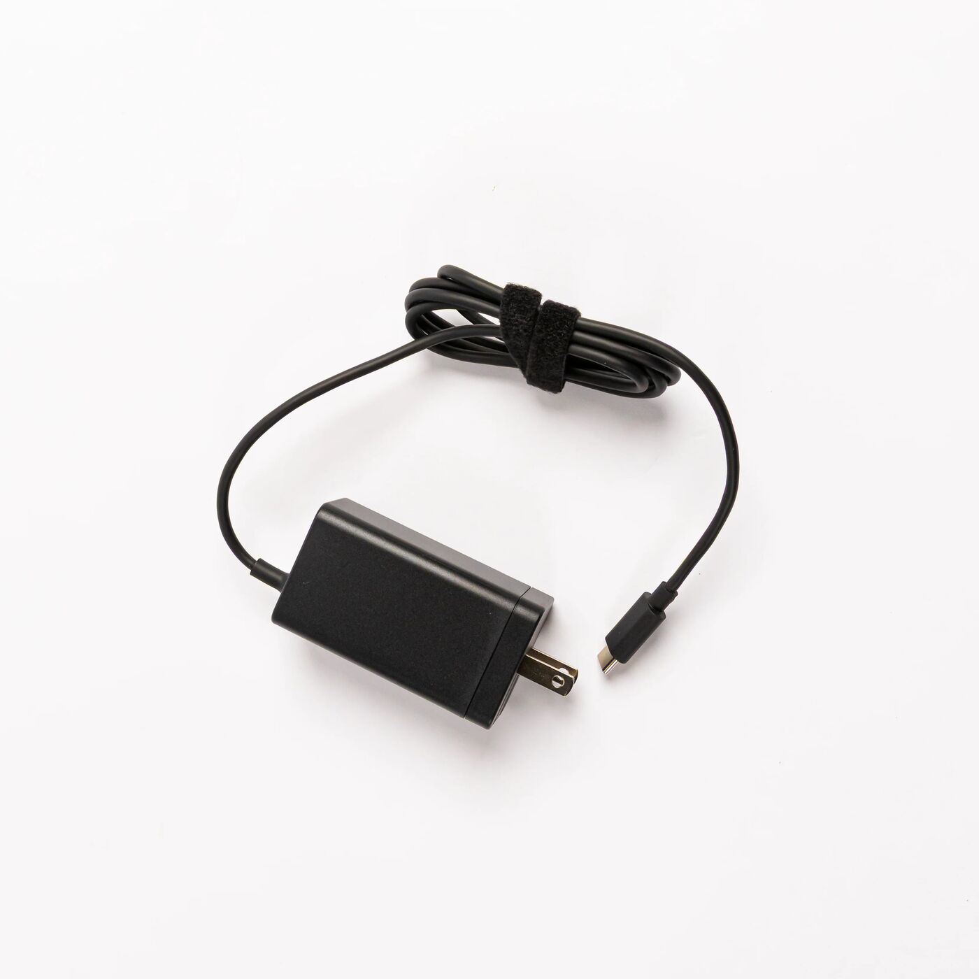 65W Portable Charger (NA) (Including Charging Cable) (T60X)