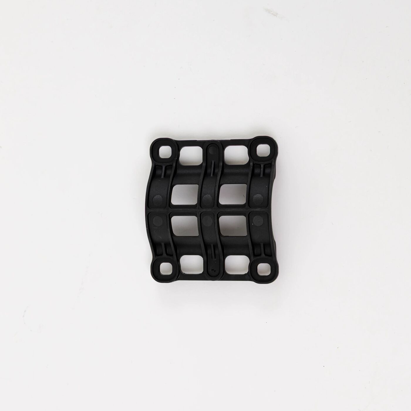 Water tank C-type fixings (T100)